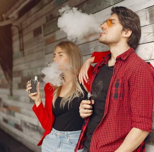 Refillable Vape Devices & Pod Systems – Customizable Vaping Made Easy